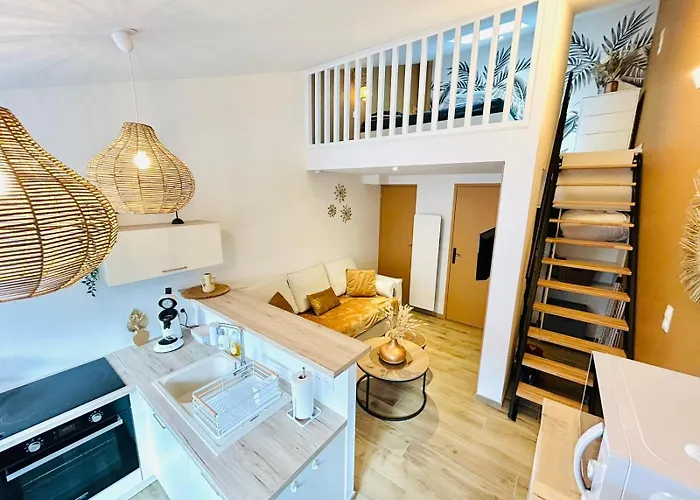 Escapade Ensoleille 생장드몽